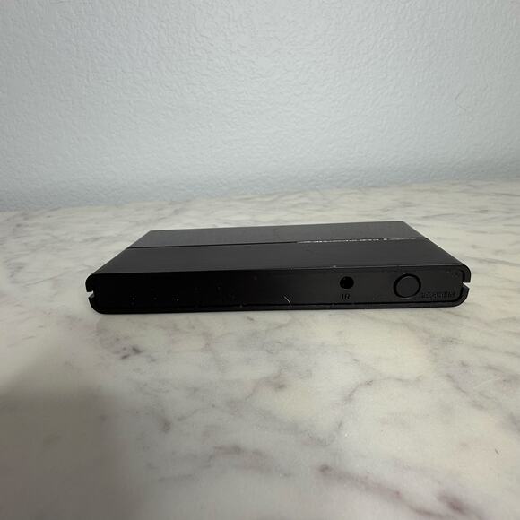 onn. Watch 4-Device HDMI Switch/ Missing Remote Control & Charger Cable. - Picture 2 of 3